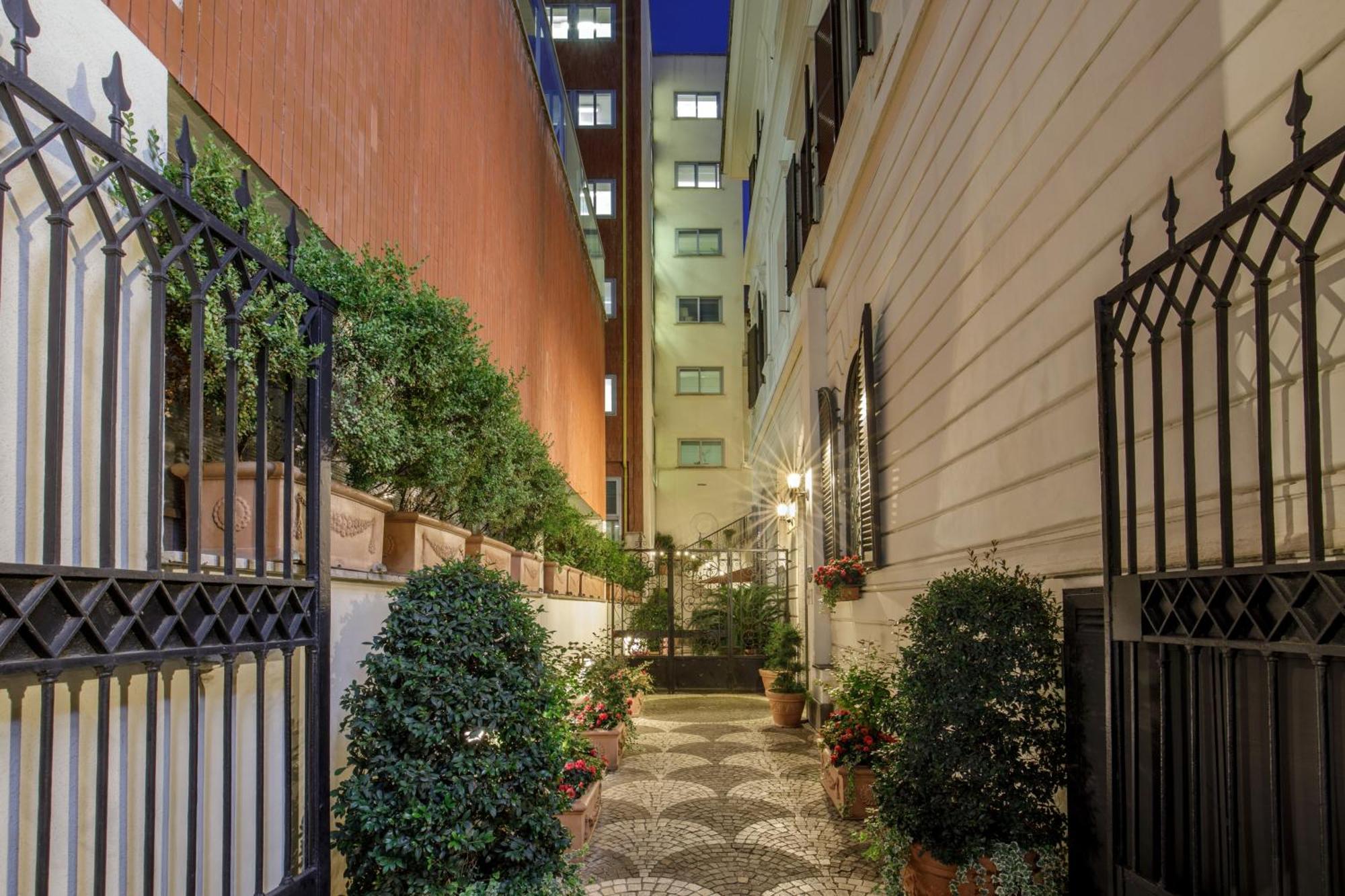 Hotel Royal Court Rome Bagian luar foto