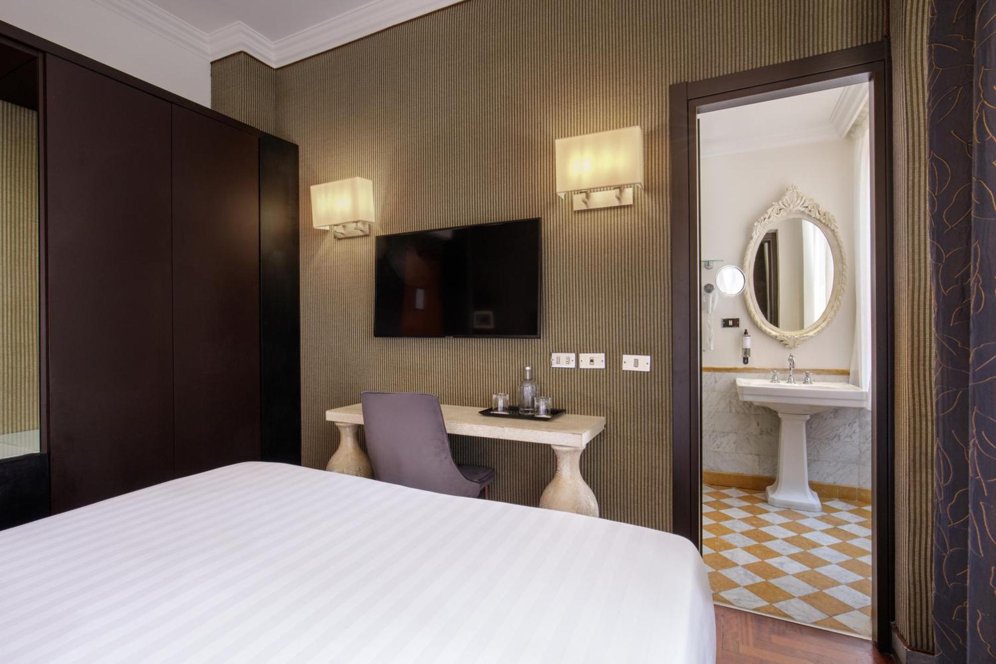 Hotel Royal Court Rome Bagian luar foto